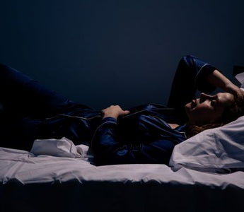 picture of women struggling from sleep disorder 